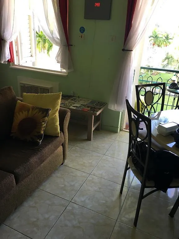 Sand Castle Resort Ocho Rios Apartman