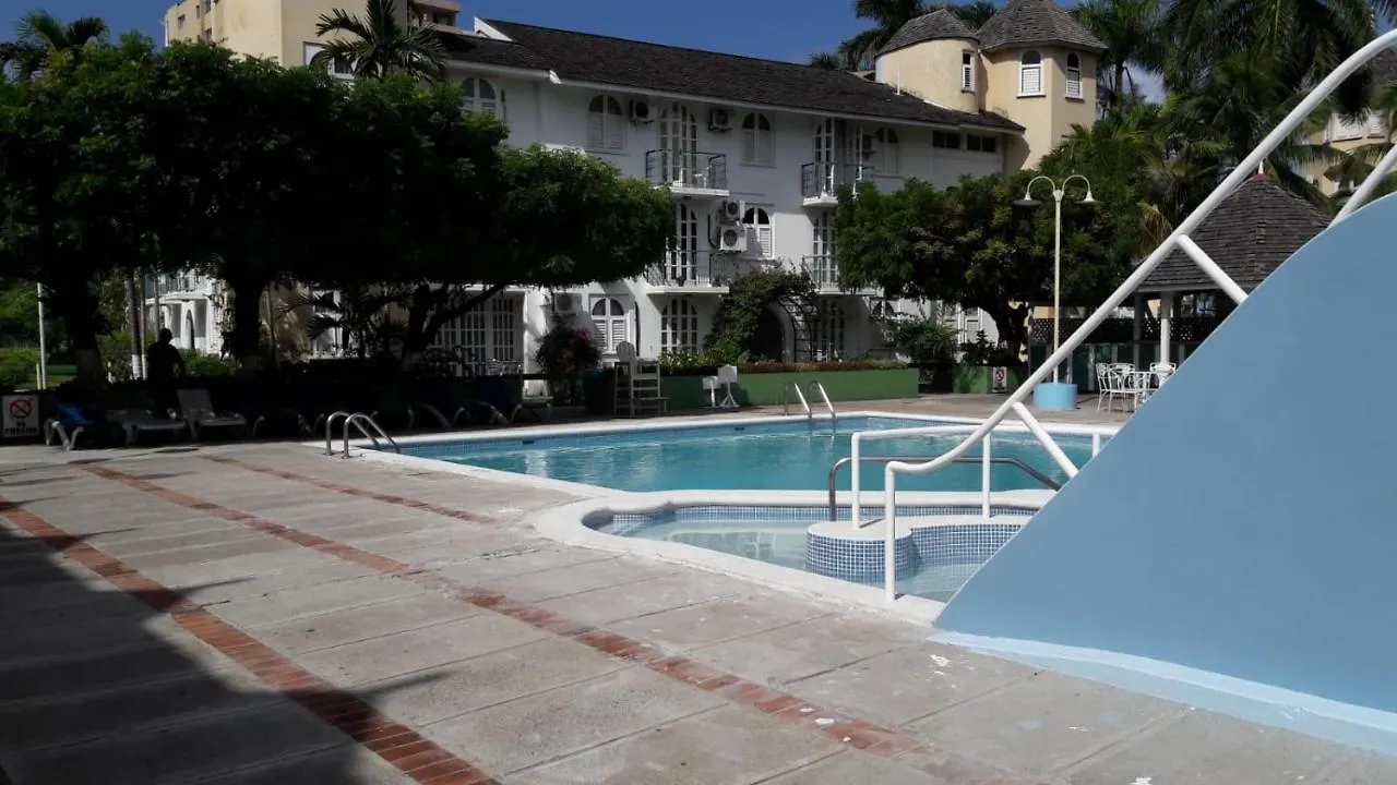 Sand Castle Resort Ocho Rios Apartman