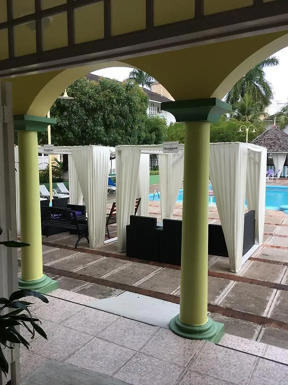 Sand Castle Resort Ocho Rios Apartment
