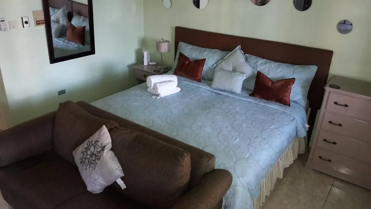 Sand Castle Resort Ocho Rios Apartment